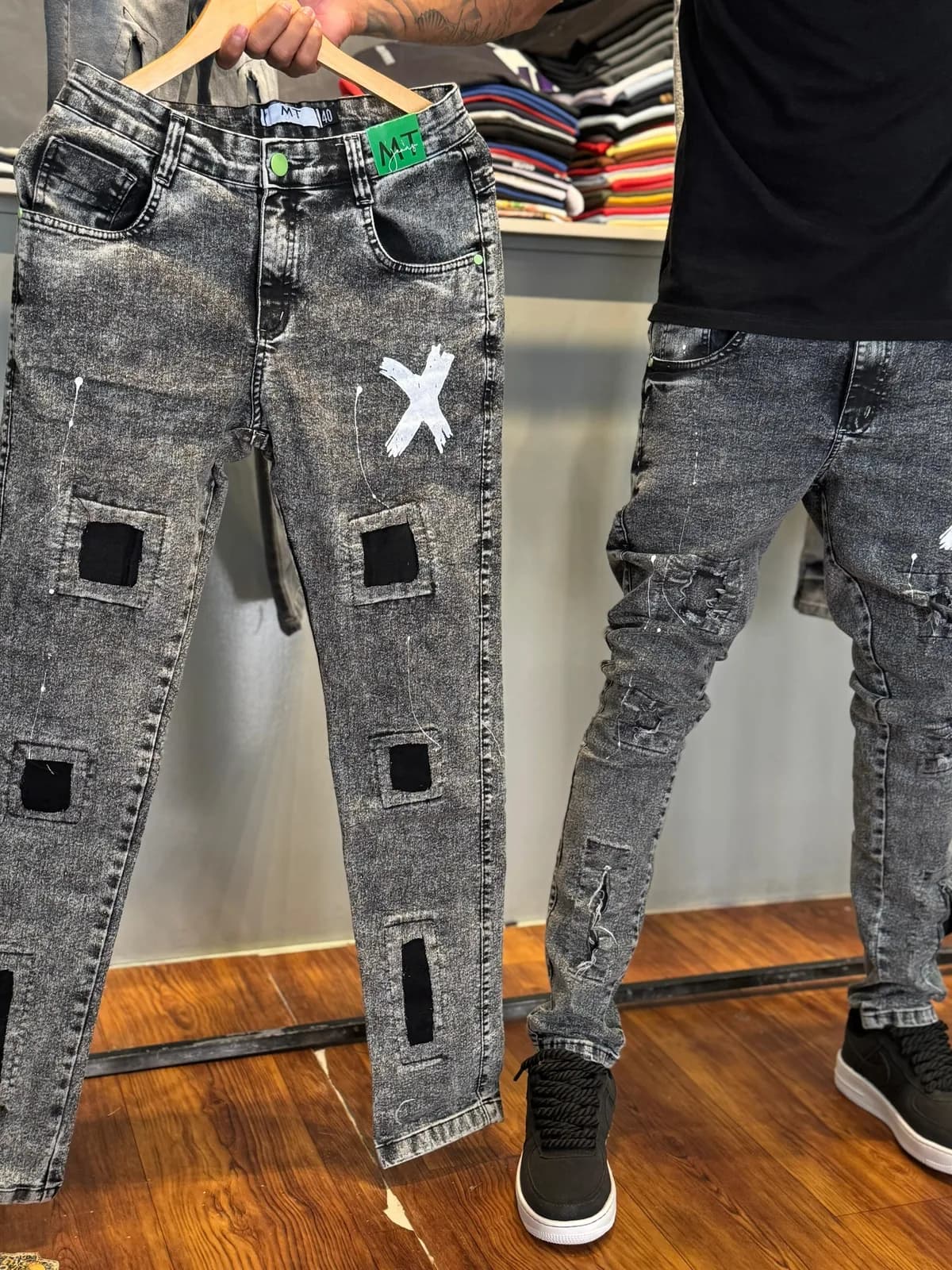 Calça estilo jogador, foto 1 de 4